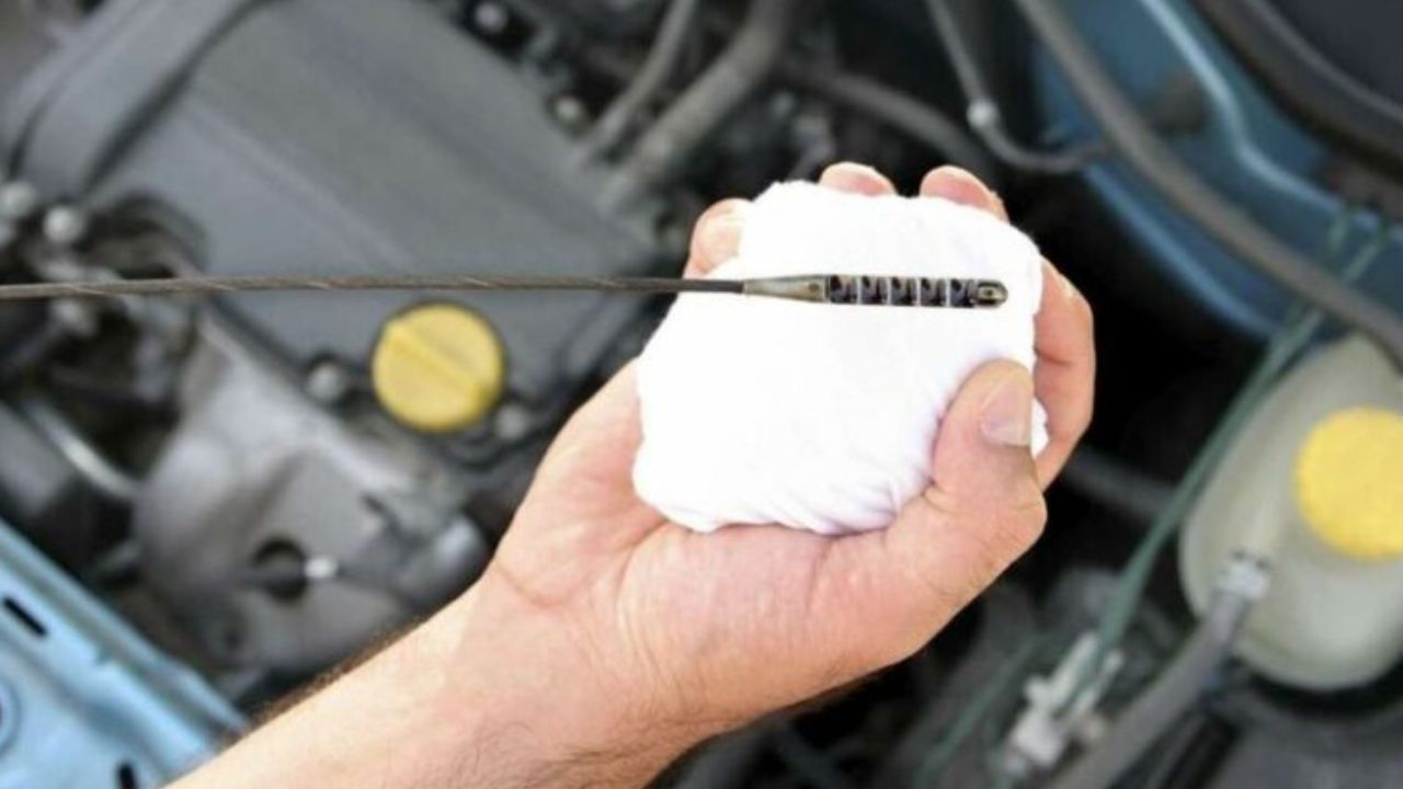 How to Check Car Engine OIl